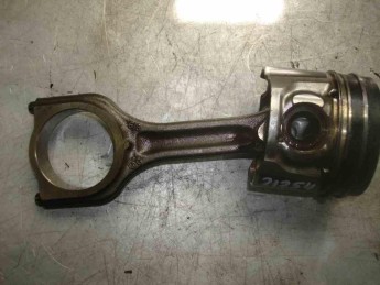 Поршень с шатуном Citroen  C4 Grand Picasso 2014> б/у