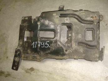 Подставка под аккумулятор Citroen  C4 Grand Picasso 2014> б/у