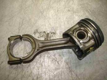 Поршень с шатуном Citroen  C4 Grand Picasso 2014> б/у