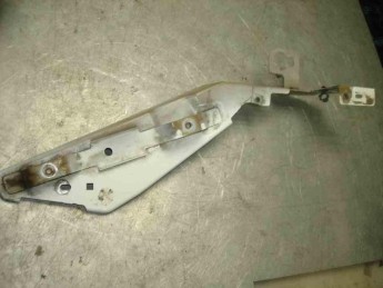 Кронштейн крепления крыла правый Citroen  C4 Grand Picasso 2014> б/у