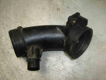 Патрубок воздушного фильтра Citroen  C4 Grand Picasso 2014> б/у