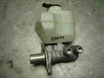 Главный тормозной цилиндр Land Rover  Range Rover Sport 2013> б/у