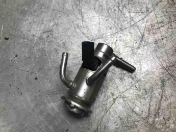 Дозатор ADBLUE BMW  X4 G02 2018> б/у