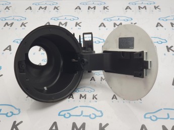 Лючок бензобака  Opel  Astra J 2010> б/у