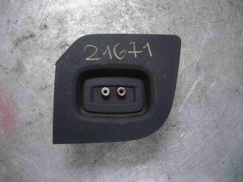 Накладка торпедо Renault  Master III 2010> б/у