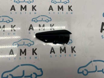 Накладка Opel  Astra J 2010> б/у