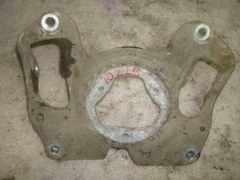 Кронштейн амортизатора  Kia  Quoris 2012> б/у