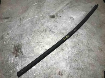 Уплотнитель стекла двери передней правой Hyundai  Creta 2016> б/у