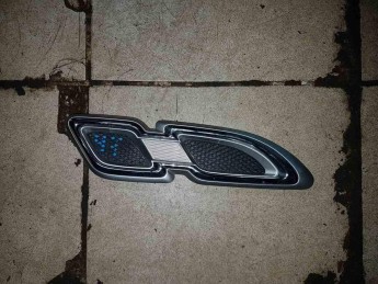 Накладка на крыло передняя левая Kia  Quoris 2012> б/у