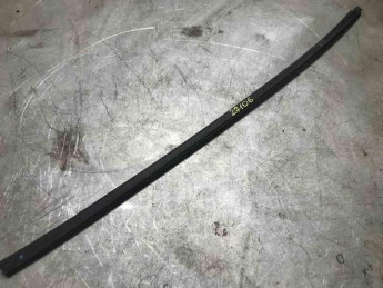 Уплотнитель стекла двери задней правой Hyundai  Creta 2016> б/у