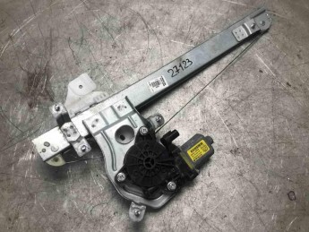 Стеклоподъемник двери задней правой Hyundai  Creta 2016> б/у