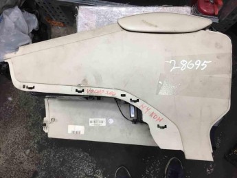 Подлокотник Volvo  S60 2010> б/у