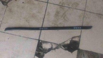 Уплотнитель двери нижний задней правой Kia  Quoris 2012> б/у