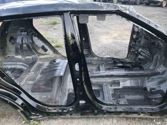 Порог с стойкой правый Hyundai  Creta 2016> б/у