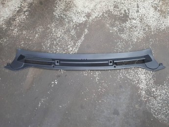 Водосток  Opel  Astra J 2010> б/у