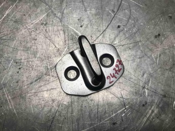 Ответная часть замка двери задней правой BMW  X4 G02 2018> б/у