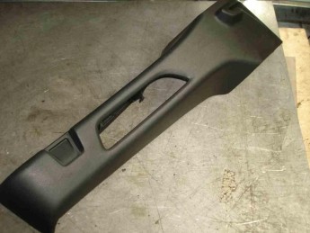 Накладка багажника правая Citroen  C4 Grand Picasso 2014> б/у