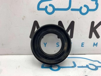 Сальник привода Lexus  RX300 1997> б/у