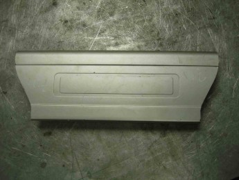 Накладка порога Land Rover  Range Rover Sport 2013> б/у