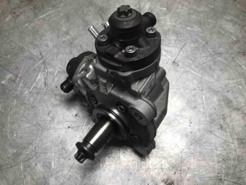 ТНВД BMW  X4 G02 2018> б/у