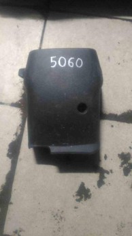 Кожух рулевой колонки нижний Kia  Quoris 2012> б/у