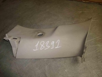 Накладка стойки задней правой Citroen  C4 Grand Picasso 2014> б/у