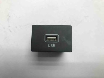 Блок USB Hyundai  Creta 2016> б/у