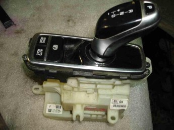 Кулиса АКПП Kia  Quoris 2012> б/у