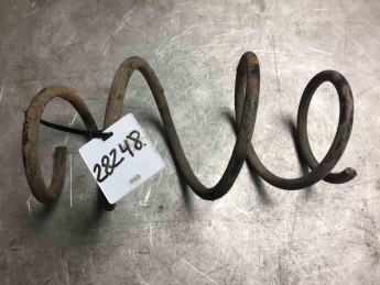 Пружина задняя Nissan  Juke F15 2011> б/у