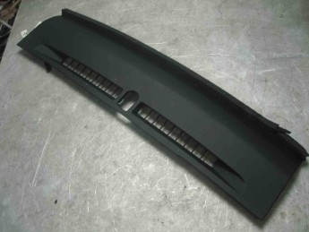 Накладка на торпедо Land Rover  Range Rover Sport 2013> б/у