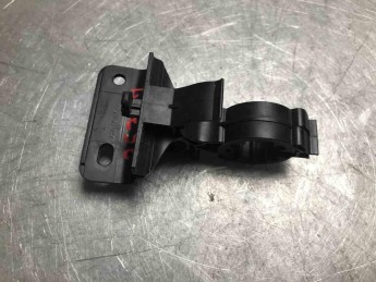 Крепеж BMW  X4 G02 2018> б/у