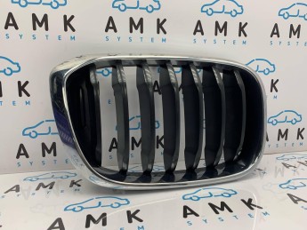 Решетка радиатора правая BMW  X3 G01 2017> б/у