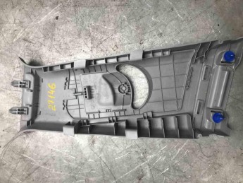 Обшивка стойки средняя правая Hyundai  Creta 2016> б/у