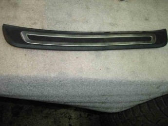 Накладка порога правая задняя Kia  Quoris 2012> б/у