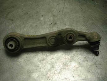 Рычаг поперечный передний правый Mercedes  C W205 2014> б/у