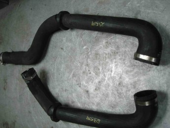 Патрубок интеркулера Land Rover  Range Rover Sport 2013> б/у