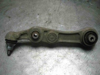 Рычаг поперечный передний левый Mercedes  C W205 2014> б/у