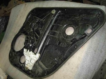 Стеклоподъемник двери  Kia  Quoris 2012> б/у