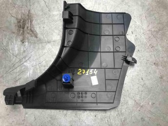 Накладка порога передняя правая Hyundai  Creta 2016> б/у