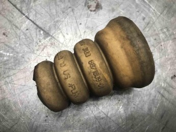 Отбойник переднего амортизатора BMW  X4 G02 2018> б/у