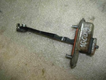 Ограничитель двери левой задней Kia  Quoris 2012> б/у