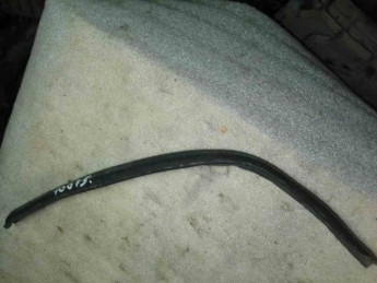 Уплотнитель двери задней правой Kia  Quoris 2012> б/у