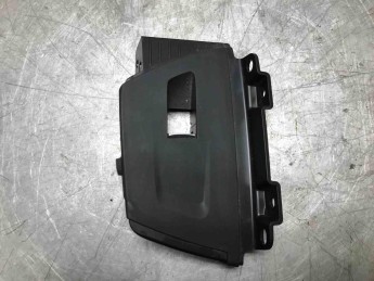 Накладка кнопки стеклоподъемника BMW  X4 G02 2018> б/у