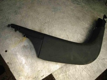 Накладка порога передняя правая Citroen  C4 Grand Picasso 2014> б/у