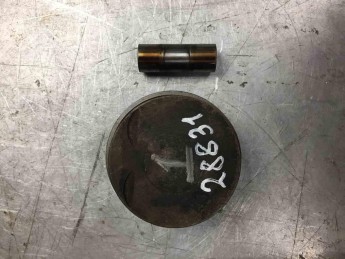 Поршень Mitsubishi  Outlander GF 2012> б/у