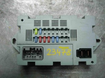 Блок предохранителей Land Rover  Range Rover Sport 2013> б/у