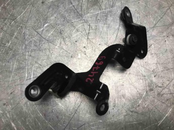 Кронштейн BMW  X4 G02 2018> б/у