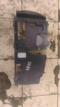 Накладка под торпедо левая Kia  Quoris 2012> б/у