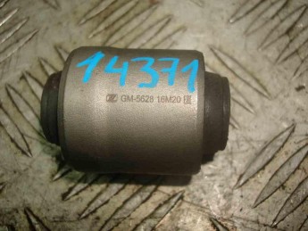 Сайлентблок рычага подвески Mitsubishi  Lancer CX,CY 2007> б/у