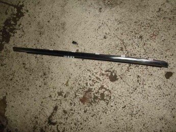 Молдинг стекла двери задней правой Kia  Quoris 2012> б/у